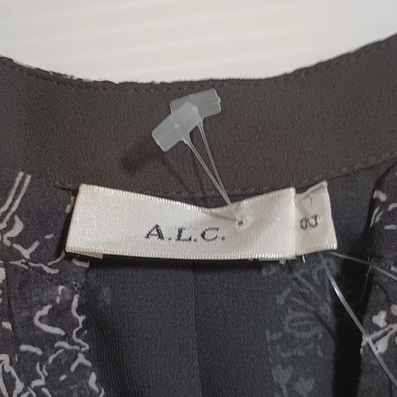 ALC Black Mad White Floral Double Lined Sheer Blouse A24 - Picture 2 of 6